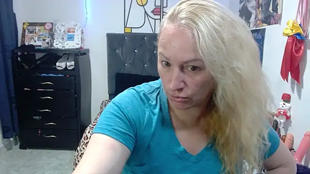 emperabigbootybigass online show from 05-12-26, 12:33