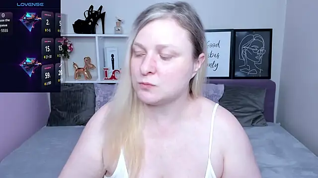 AnnaXCherri online show from 11-14-25, 03:54