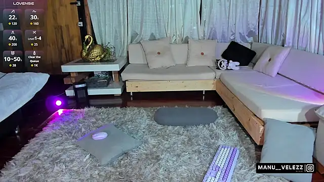 Manu Velez online show from 09-12-25, 05:40