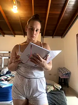 nova lane online show from 10-31-25, 02:46