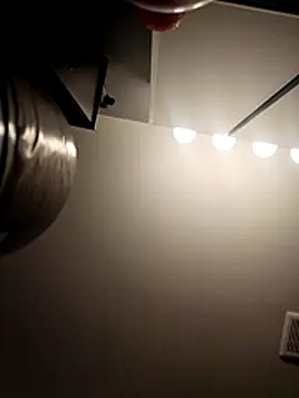 DevinToore online show from 11-26-25, 06:46