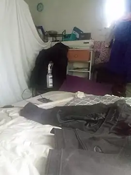 DevinToore online show from 04-18-26, 08:42