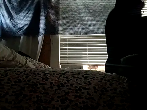 DevinToore online show from 10-09-25, 10:54