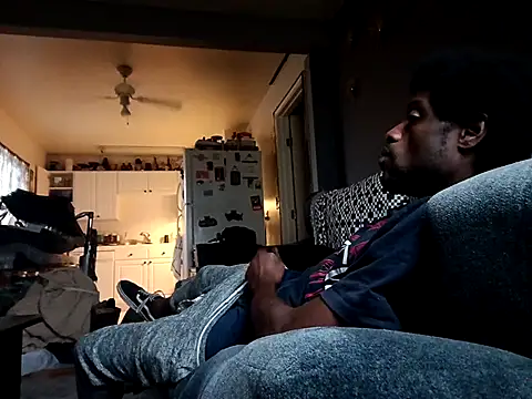 DevinToore online show from 11-05-25, 03:15