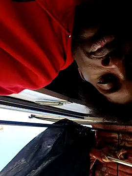 DevinToore online show from 10-29-25, 08:08