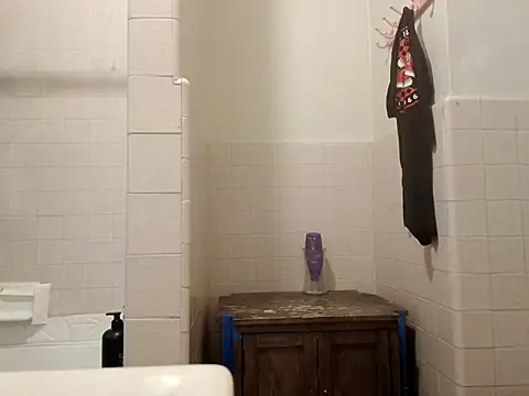 DevinToore online show from 10-19-25, 05:37