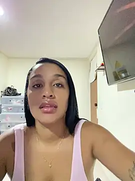 Snapshot of KatalinnaBrown chatting on 07-02-26, 12:55 KatalinnaBrown online show from 07-02-26, 12:55