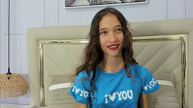 Snapshot of Baby_Bella18 chatting on 12-02-24, 07:33 Baby Bella18 online show from 12-02-24, 07:33