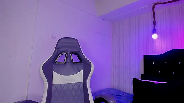 miku katsuragi online show from 11-12-25, 03:54