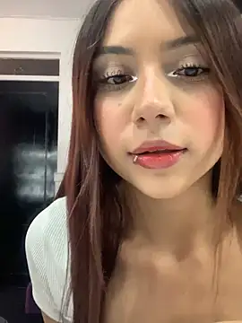 Emily Clark1 online show from 12-31-24, 06:24