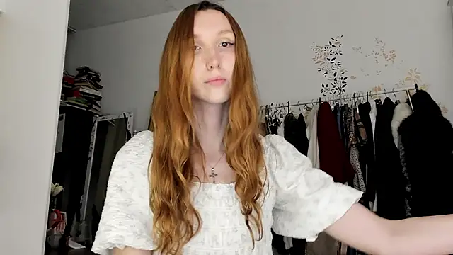 LisaIcon online show from 03-09-26, 08:56