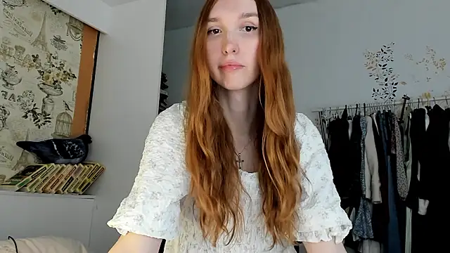 LisaIcon online show from 03-01-26, 02:06