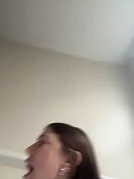 emilycoco online show from 04-26-26, 08:28