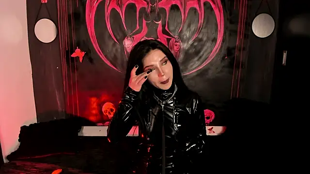 Kylie-fox online show from 04-11-26, 07:45