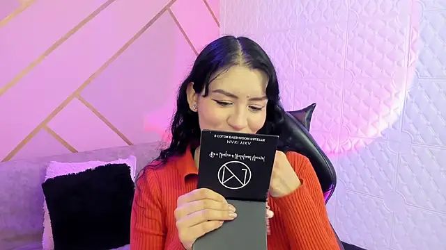 Violetaa diazz online show from 01-06-26, 09:30