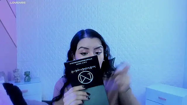 Violetaa diazz online show from 02-14-26, 09:26