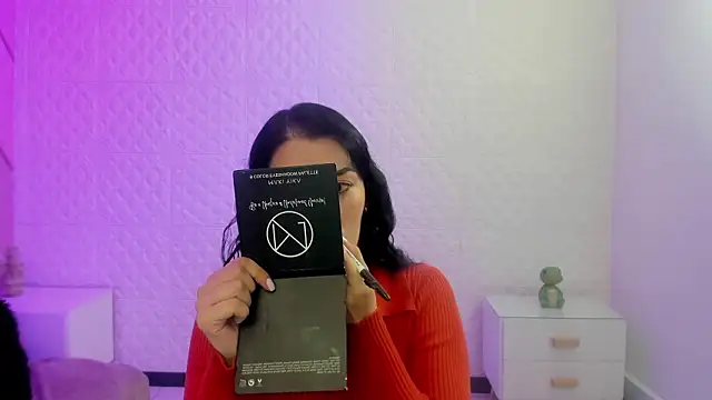 Violetaa diazz online show from 03-25-26, 09:14