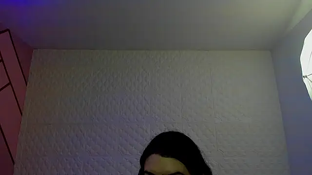 Violetaa diazz online show from 10-30-25, 09:11