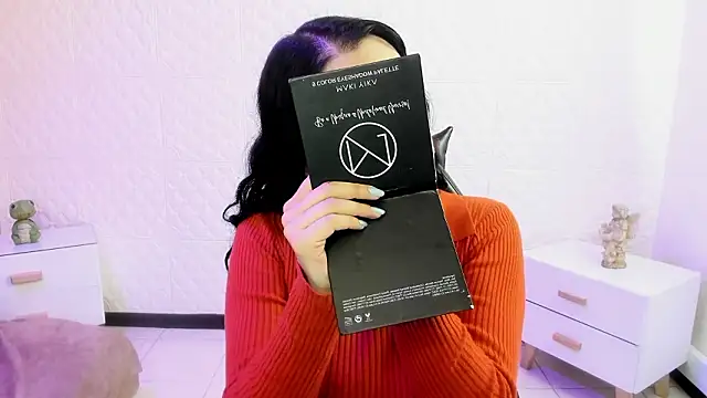 Violetaa diazz online show from 02-10-26, 09:14