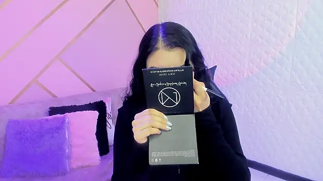 Violetaa diazz online show from 02-12-26, 09:14