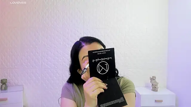 Violetaa diazz online show from 02-05-26, 09:10