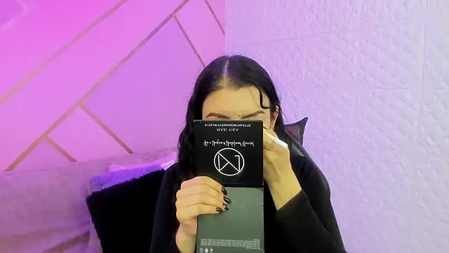 Violetaa diazz online show from 02-20-26, 09:17