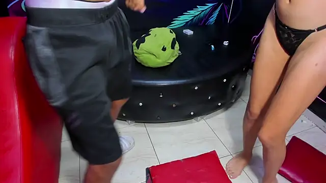 Living room online show from 02-18-26, 11:34