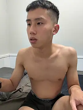 Benson18y online show from 11-29-25, 04:34