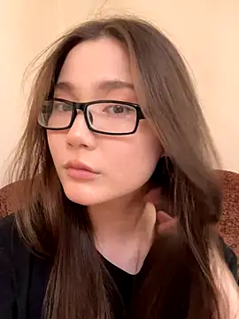 Snapshot of Milka23 chatting on 09-13-25, 02:28 Milka23 online show from 09-13-25, 02:28
