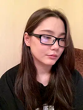 Snapshot of Milka23 chatting on 09-12-25, 02:17 Milka23 online show from 09-12-25, 02:17