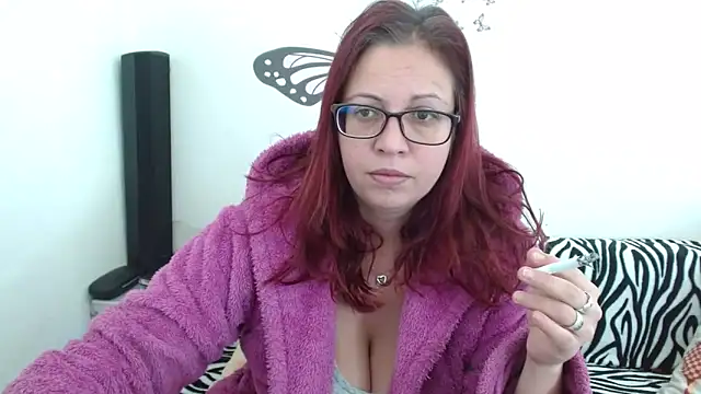 Snapshot of LadyHellene chatting on 02-18-26, 08:44 LadyHellene online show from 02-18-26, 08:44