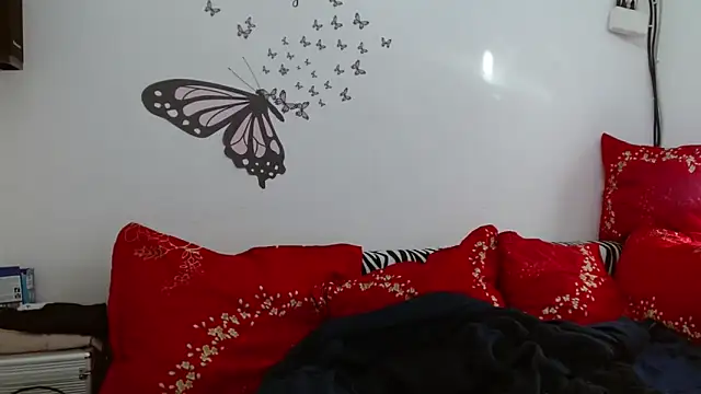 LadyHellene online show from 09-21-25, 06:18