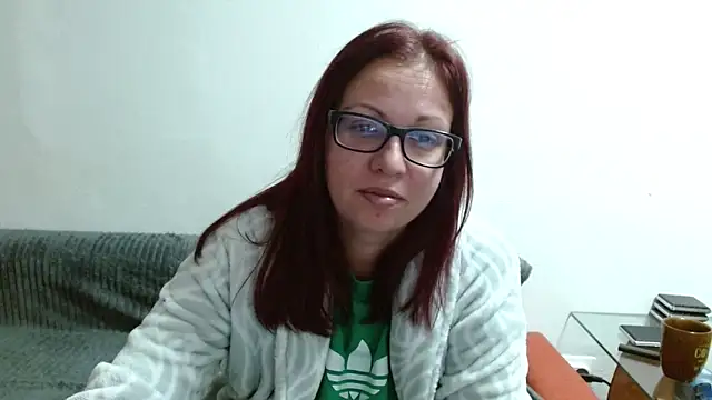 LadyHellene online show from 12-22-25, 05:07