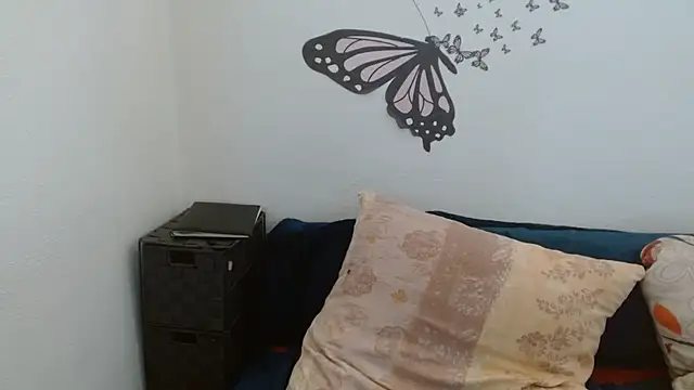 LadyHellene online show from 07-16-26, 04:48