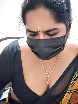 Snapshot of rani_deepa chatting on 10-15-25, 04:26 rani deepa online show from 10-15-25, 04:26