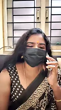 Snapshot of rani_deepa chatting on 01-05-25, 12:42 rani deepa online show from 01-05-25, 12:42