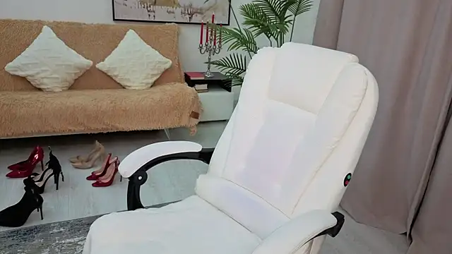 Snapshot of Beylly chatting on 03-31-26, 02:30 Beylly online show from 03-31-26, 02:30