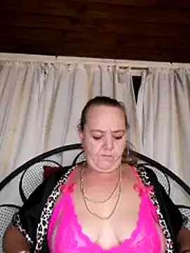 Snapshot of Kimmyb777 chatting on 05-30-26, 04:45 Kimmyb777 online show from 05-30-26, 04:45