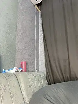 Lola Hale online show from 01-14-26, 07:17