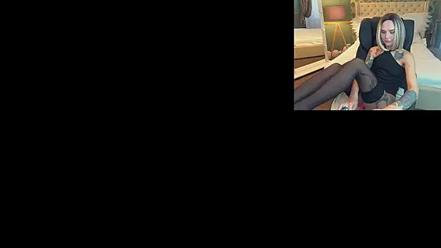 KiraGrayy online show from 03-18-25, 01:55