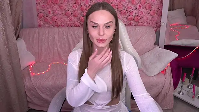 KiraGrayy online show from 02-25-26, 01:44