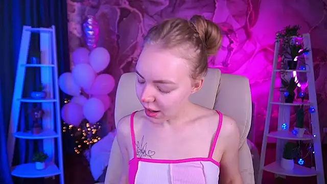 EmilySunshineS online show from 02-23-26, 07:09