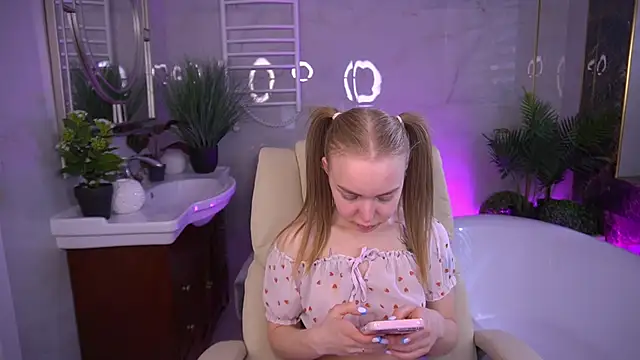 EmilySunshineS online show from 05-31-26, 06:52