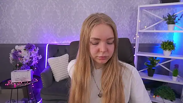 EmilySunshineS online show from 11-21-25, 08:02