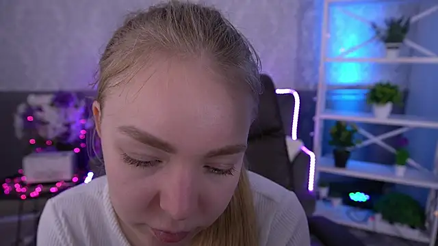 EmilySunshineS online show from 12-04-25, 02:05