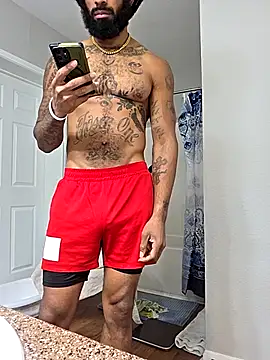 Snapshot of FragrantWind5 chatting on 10-29-25, 06:07 FragrantWind5 online show from 10-29-25, 06:07