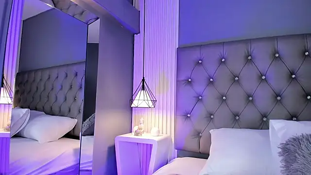 VioletthaRous online show from 03-25-26, 10:41