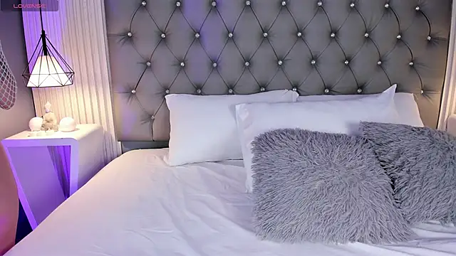 VioletthaRous online show from 03-09-26, 10:46