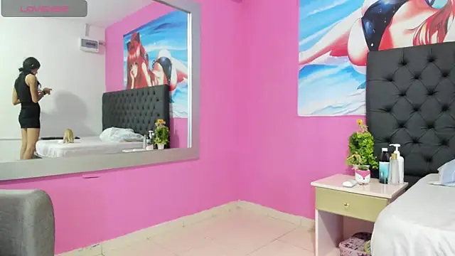  candy jade  online show from 10-19-25, 12:52