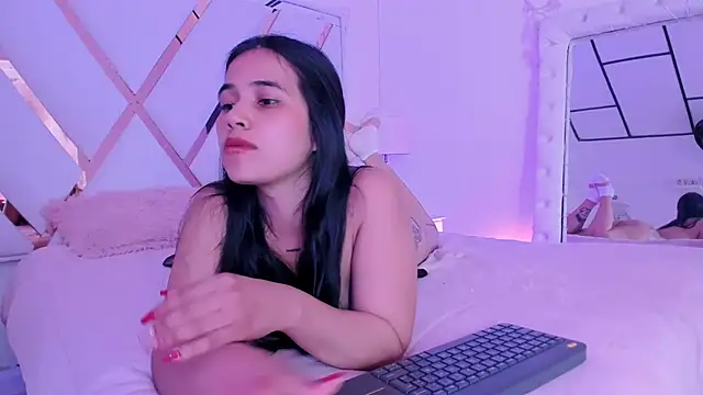 Snapshot of naughty__sara chatting on 02-28-25, 05:59 naughty  sara online show from 02-28-25, 05:59